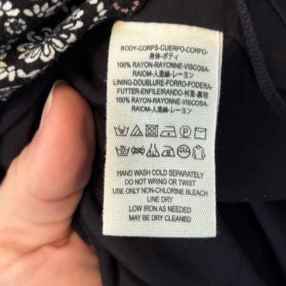 Free People  |Black and White Floral Romper | Size 4 - Picture 6 of 6